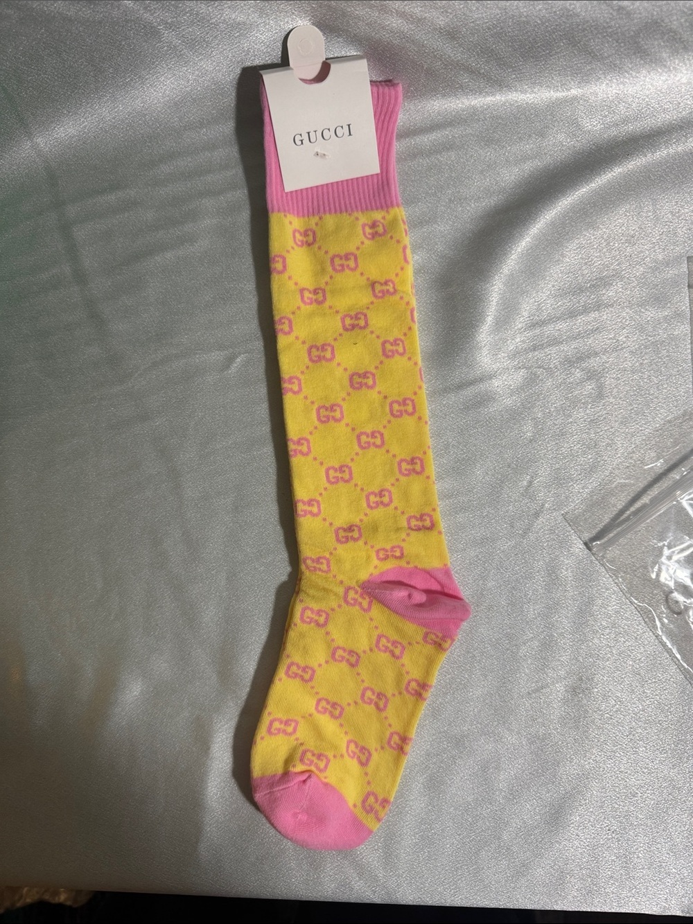 GUCCI Yellow and Pink GG Pattern Crew Socks🔥New! - Picture 2 of 3